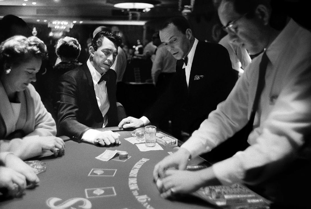 HHpoker下载链接 - 专业德扑平台